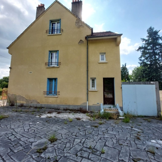  BOUSSAC IMMOBILIER : Maison / Villa | SAINT-MEDARD-LA-ROCHETTE (23200) | 174 m2 | 126 600 € 