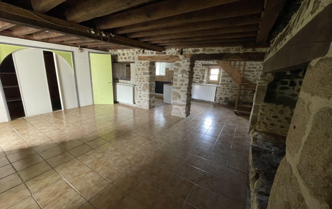 BOUSSAC IMMOBILIER : House | BANIZE (23120) | 125 m2 | 77 000 € 