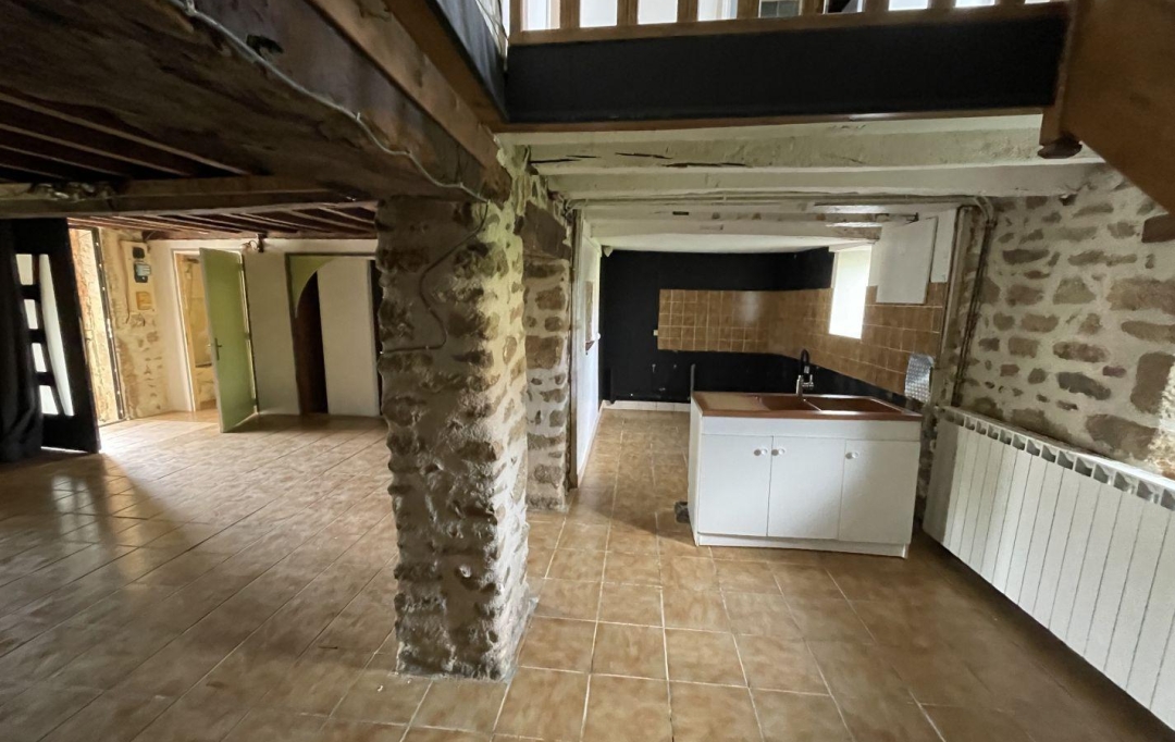 BOUSSAC IMMOBILIER : House | BANIZE (23120) | 125 m2 | 77 000 € 