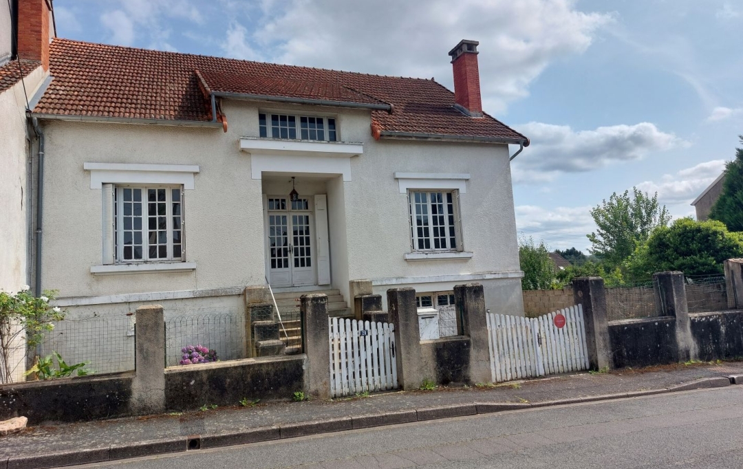 BOUSSAC IMMOBILIER : Maison / Villa | BOUSSAC (23600) | 115 m2 | 77 000 € 