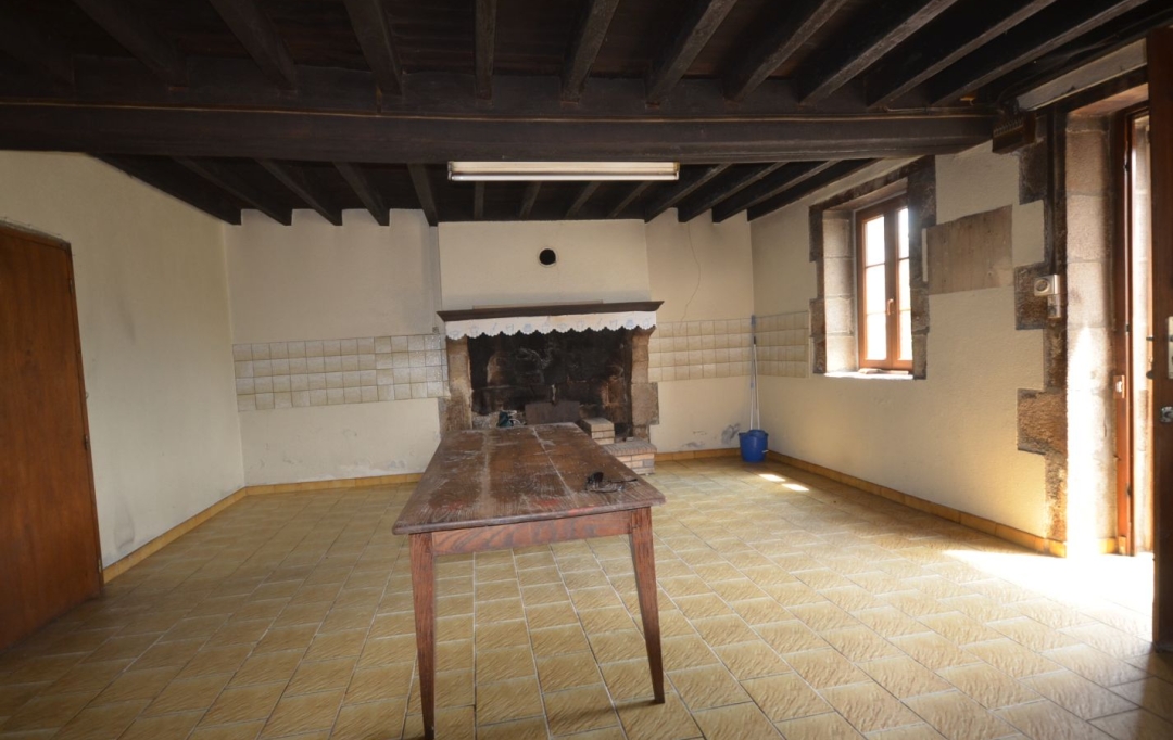 BOUSSAC IMMOBILIER : Maison / Villa | DOMEYROT (23140) | 96 m2 | 60 000 € 