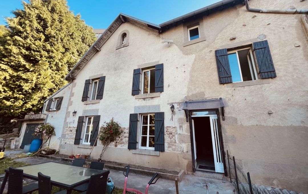 BOUSSAC IMMOBILIER : House | AUBUSSON (23200) | 200 m2 | 159 500 € 